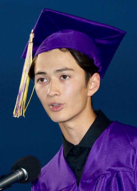 Perfect evening for 'Pomp and Circumstance' at Lemoore High School Graduation Lemoore High School Valedictorian Gregory Paytan